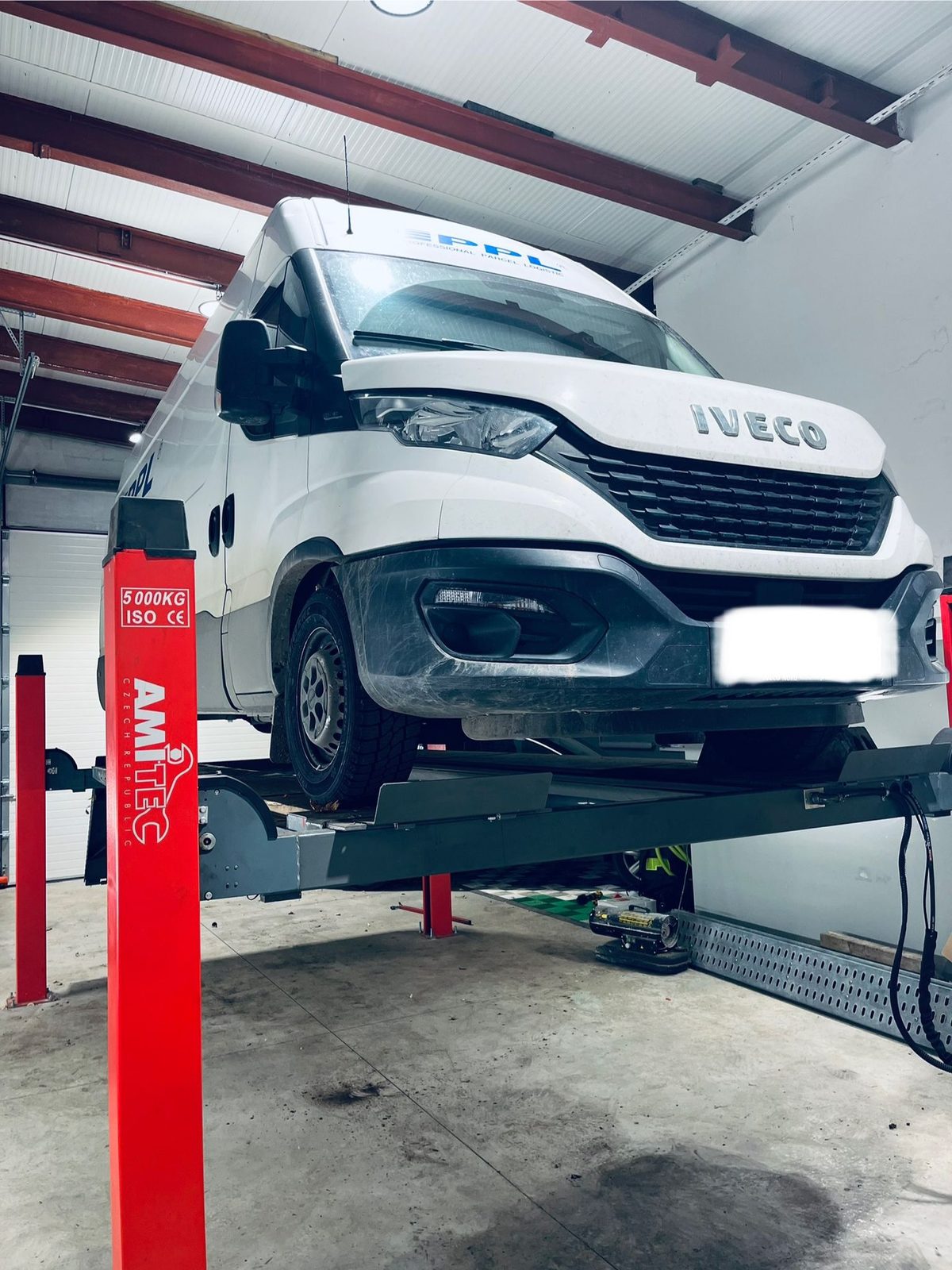 Servisní práce v dílně Autoservisu Olomouc